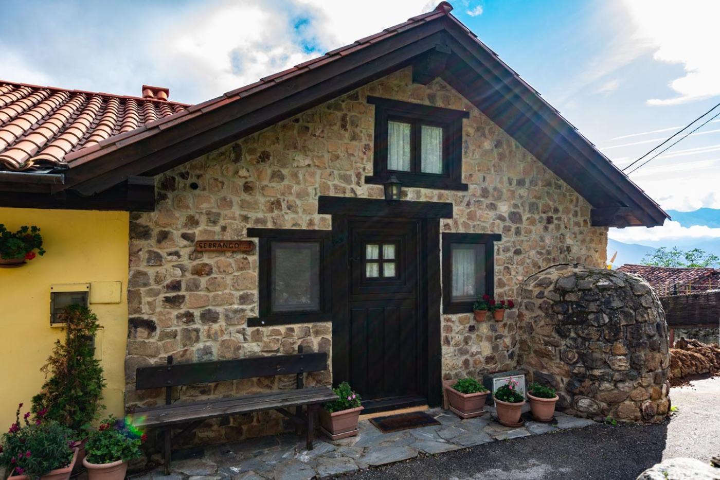 Apartamentos Rurales Los Picos De Redo Camaleño Zewnętrze zdjęcie